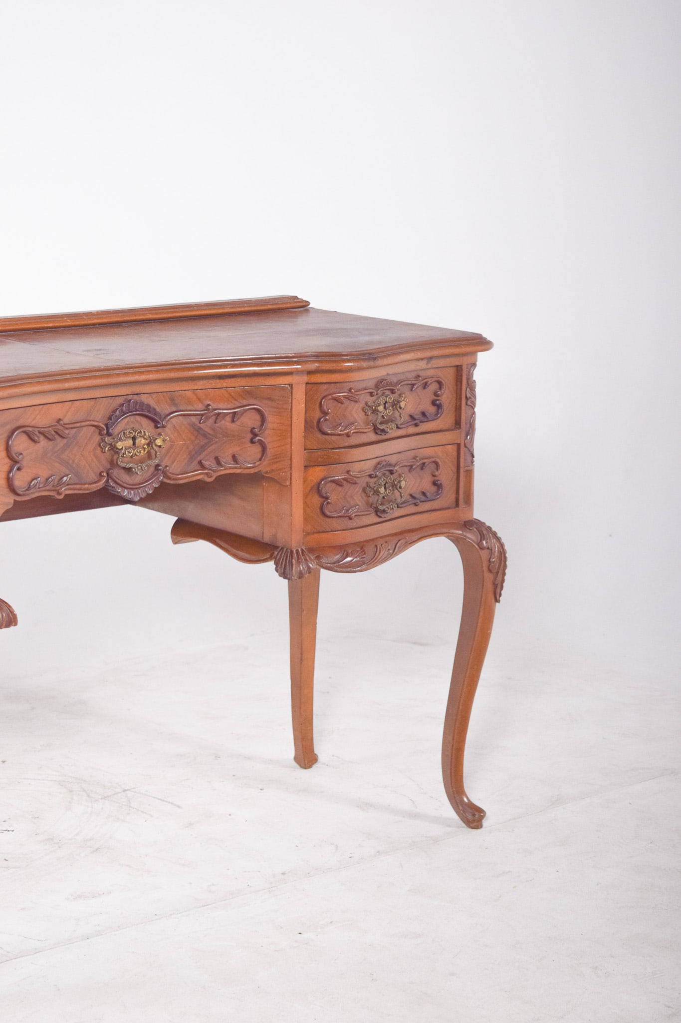 Vintage Dressing Table in Carved Wood, 1920s - 3