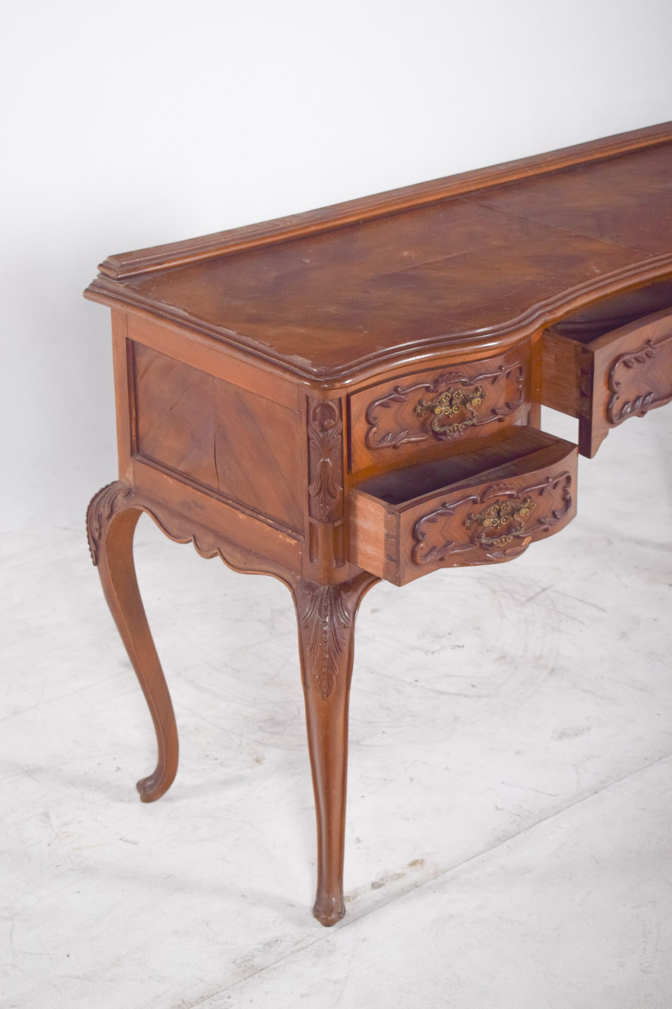Vintage Dressing Table in Carved Wood, 1920s - 4