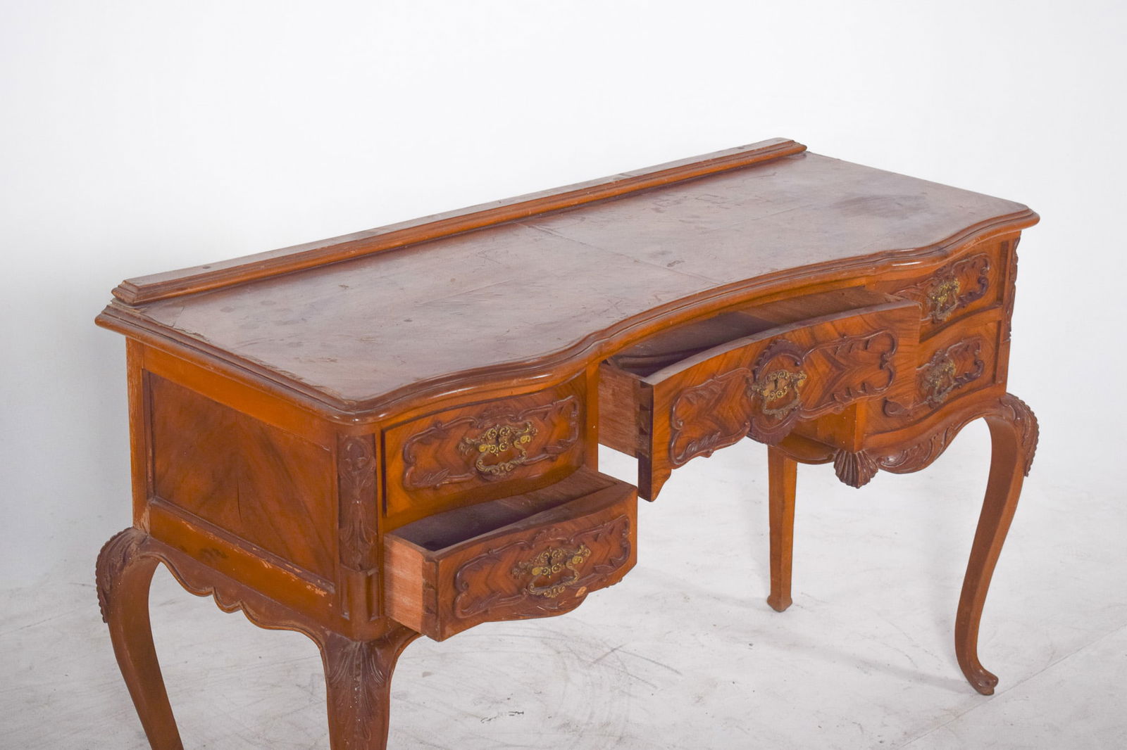 Vintage Dressing Table in Carved Wood, 1920s - 8