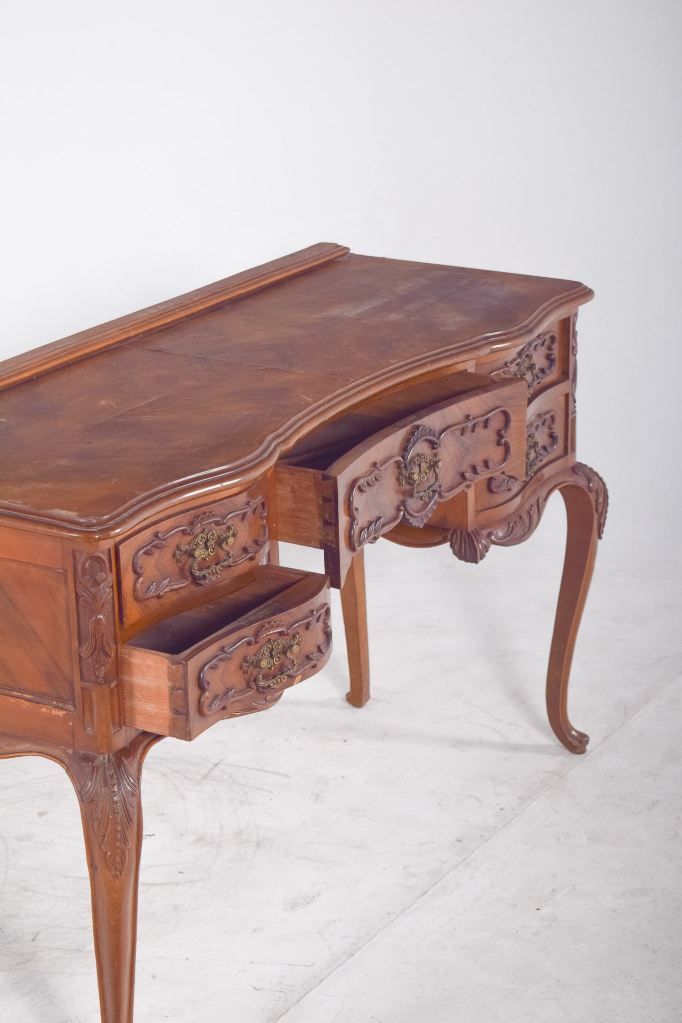 Vintage Dressing Table in Carved Wood, 1920s - 9