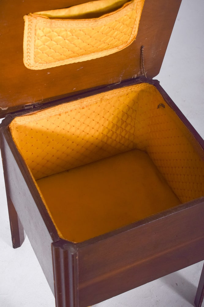 English Sewing Table in Wood, 1890s - 9