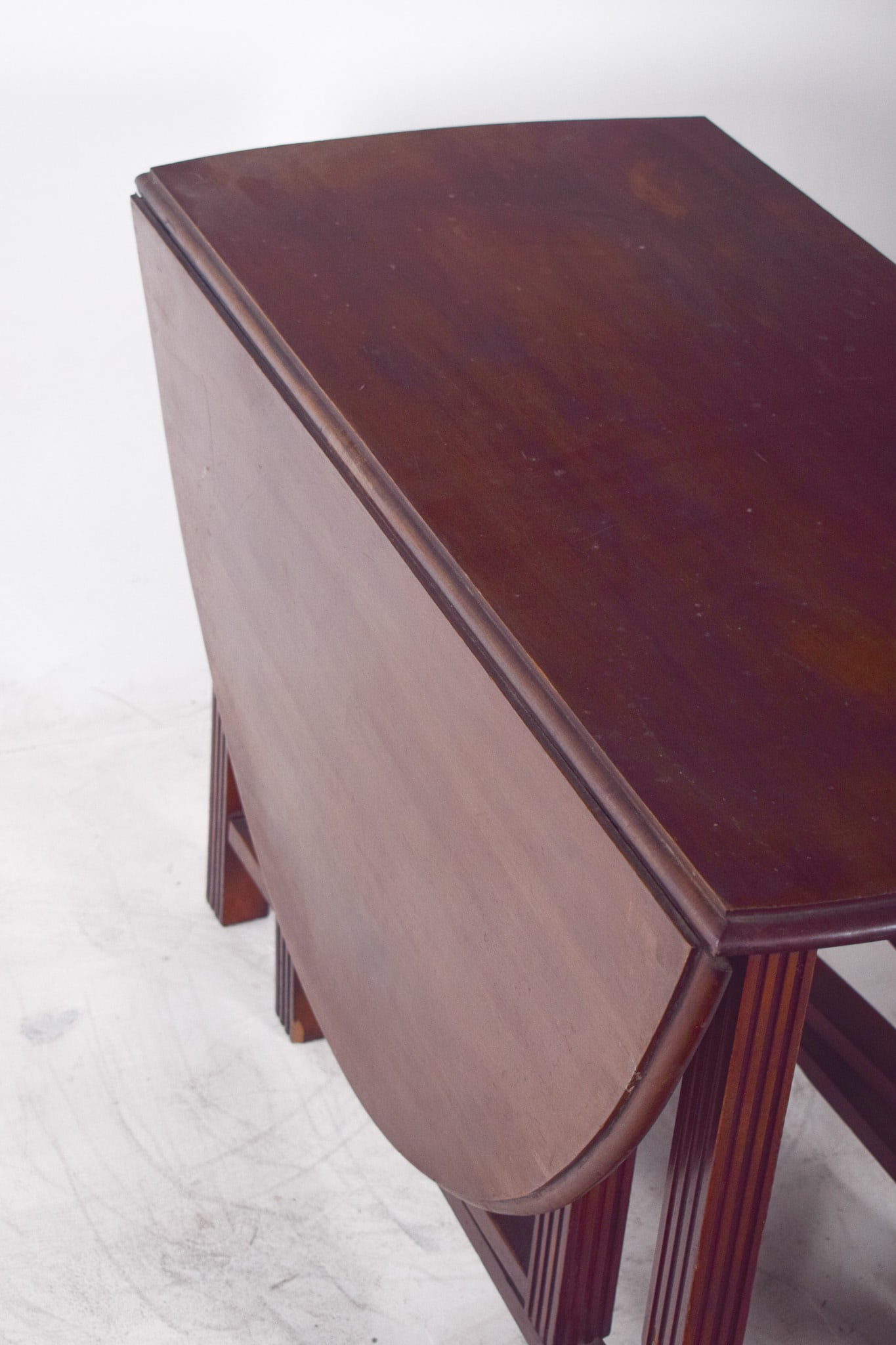 European Flip Flap Oval-Top Table - 2