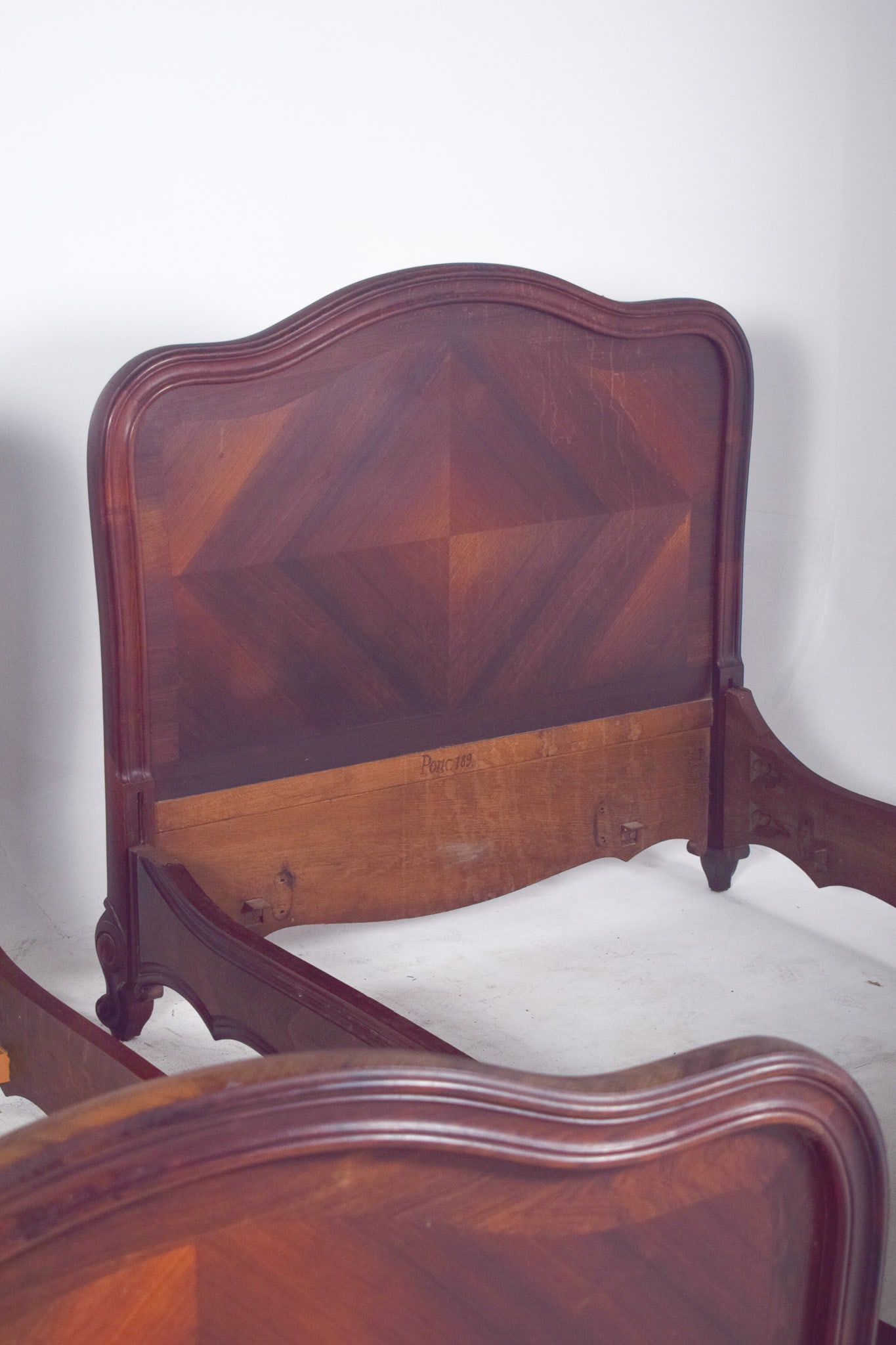 Louis XV Rosewood Veneered Single Beds, 1890, Set of 2 - 7