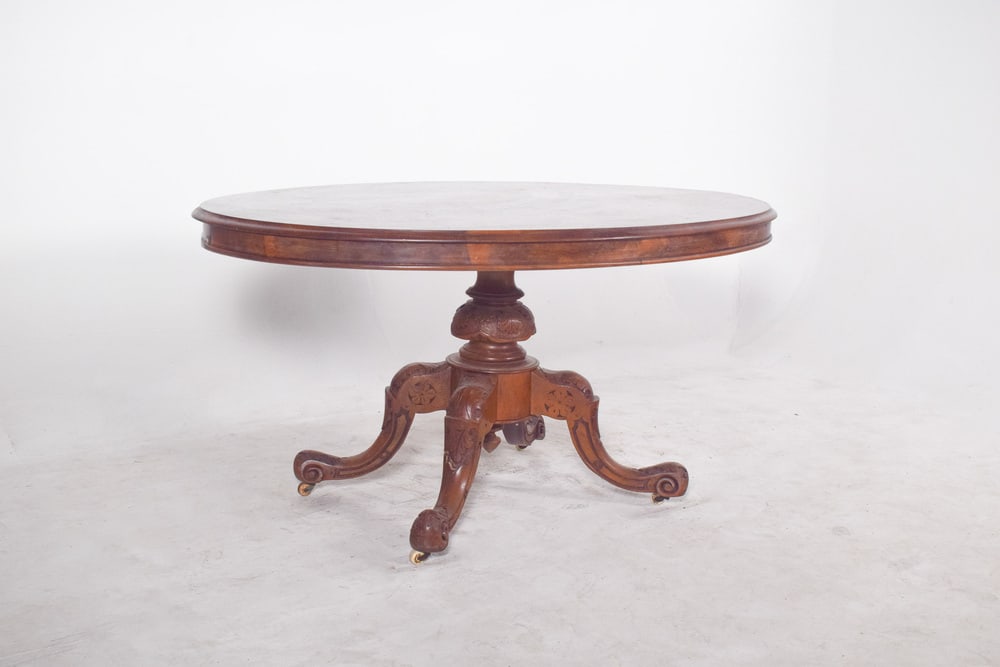 Antique Oval Walnut Dining Table, 1890s - 2