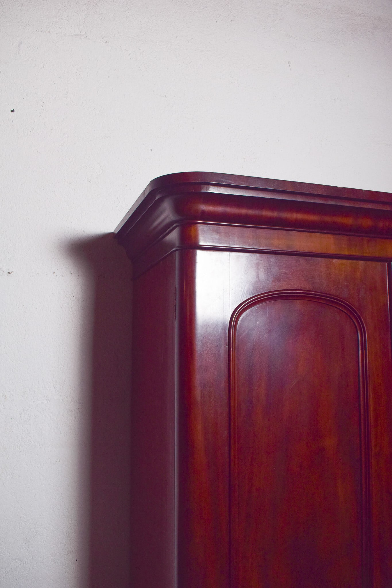 Antique English Three-Door Wardrobe with Mirror, 1910 - 5