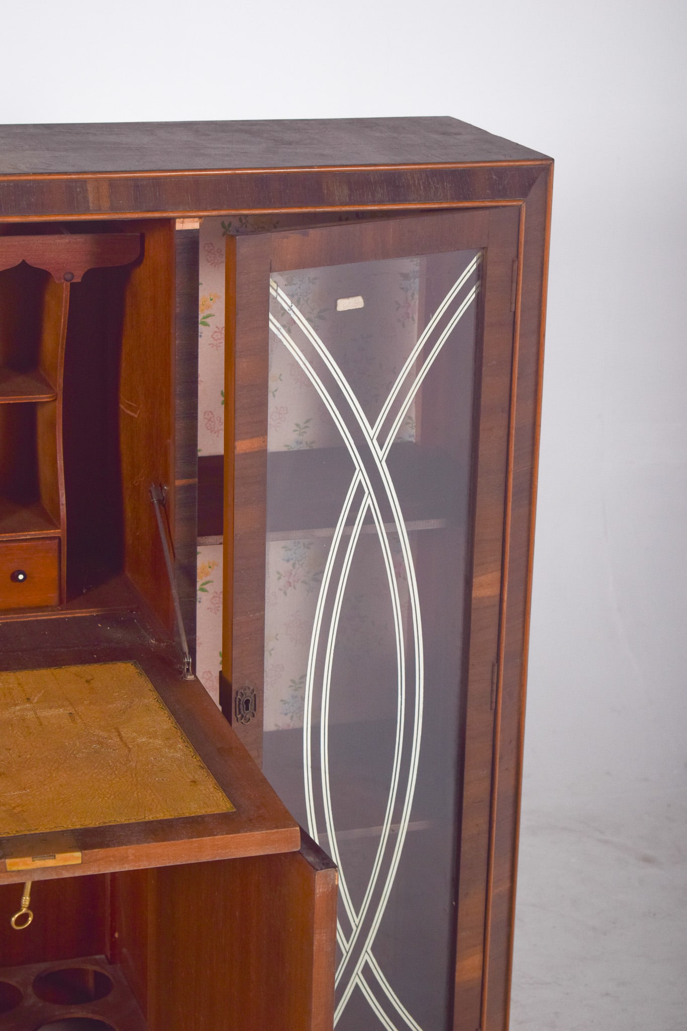 Mid-Century Modern Portuguese Display Cabinet, 1960 - 9