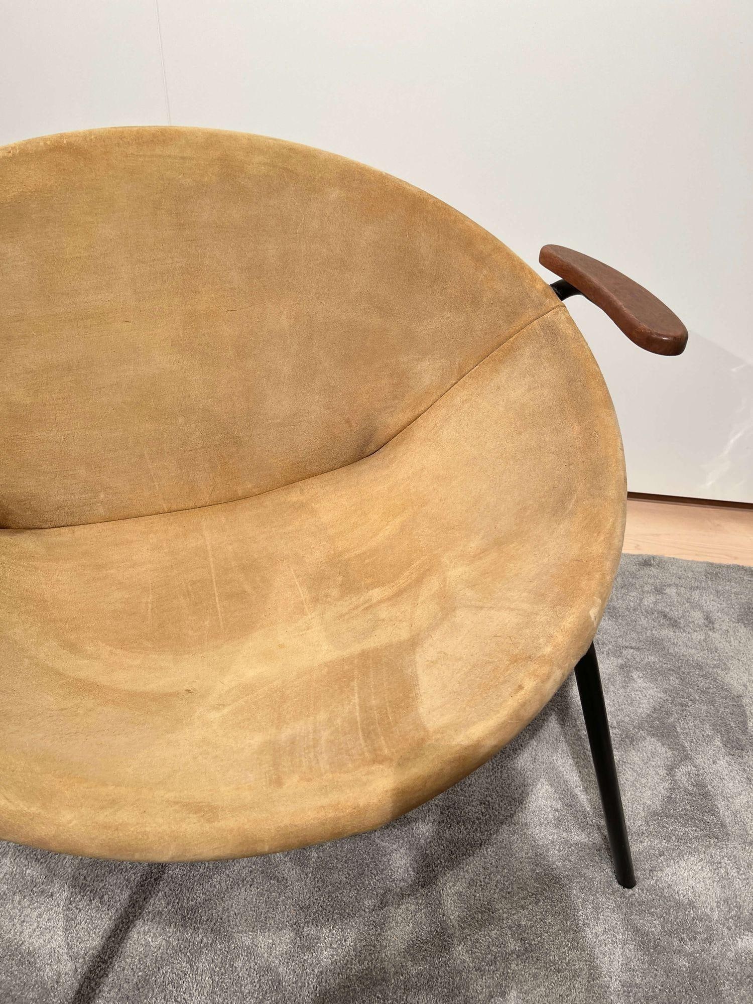 Set of Suede Balloon Chairs attributed to Hans Olsen - 13