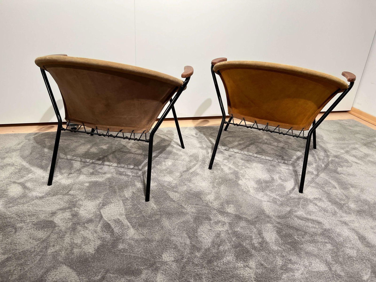Set of Suede Balloon Chairs attributed to Hans Olsen - 5