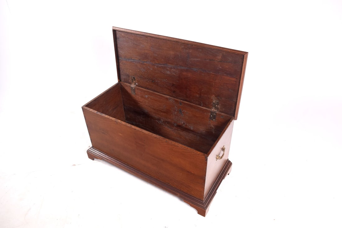 Antique Wood Trunk with Metal Handles, 1890s - 4