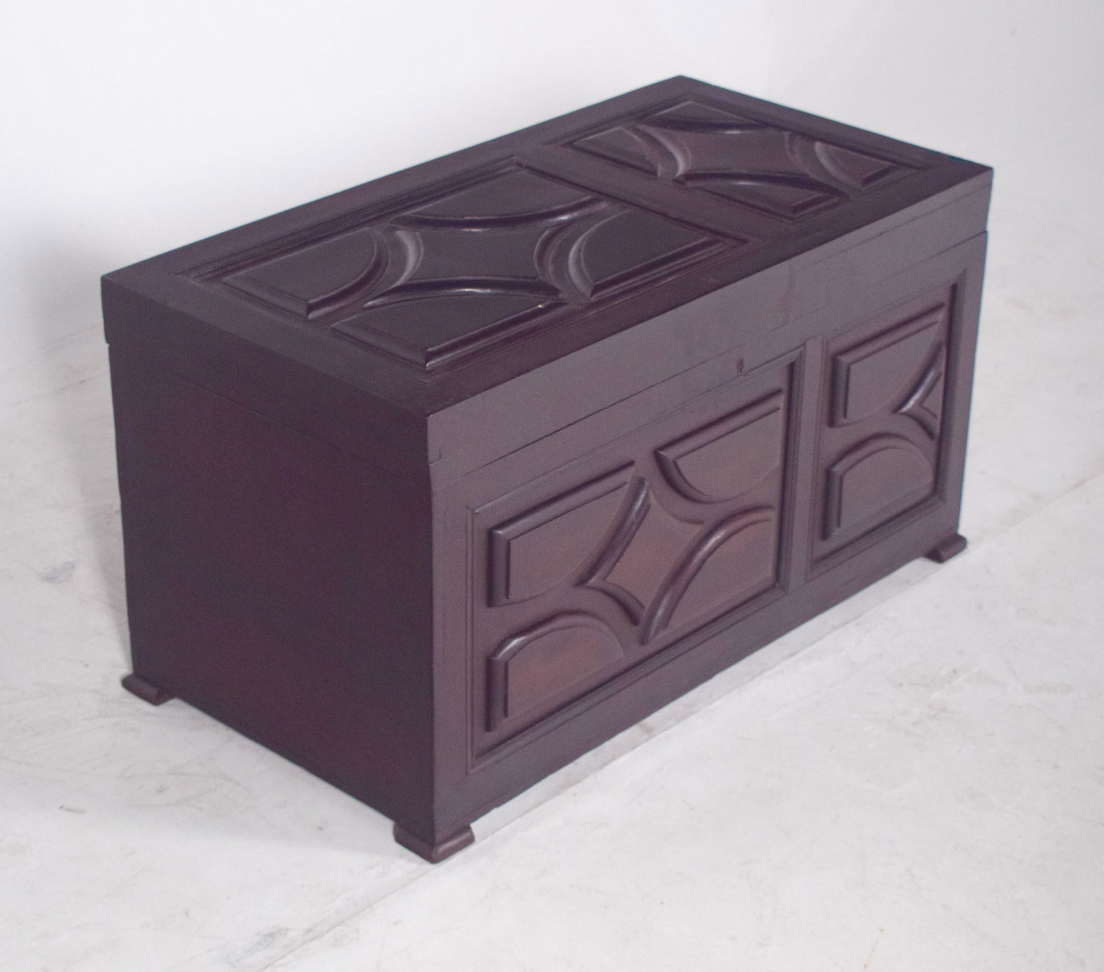 Portuguese Padded Pine Chest, 1890s - 10