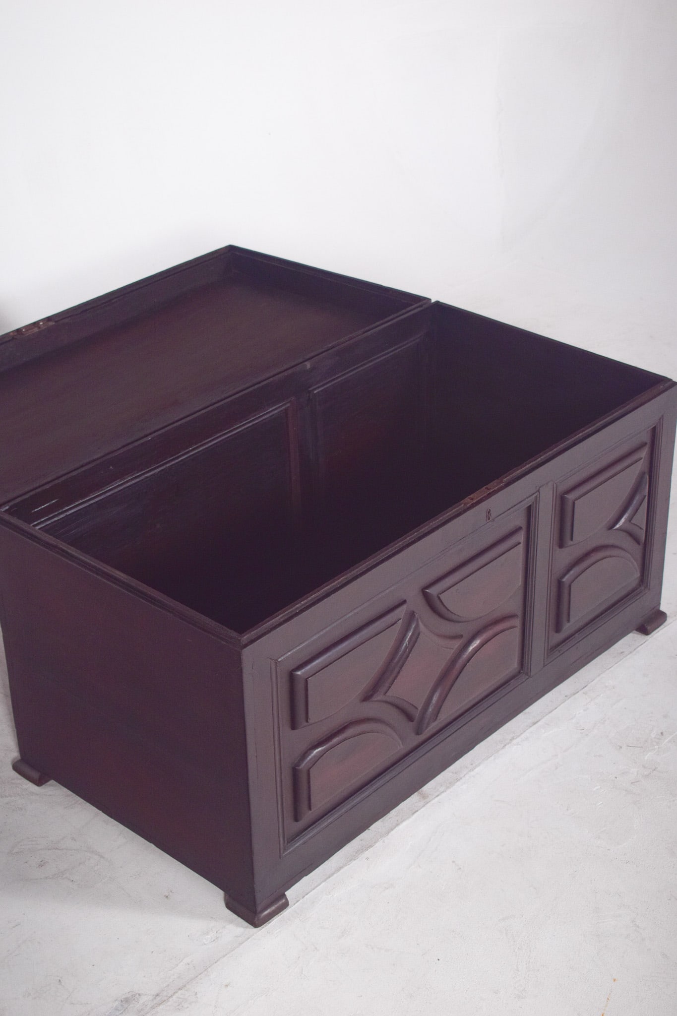 Portuguese Padded Pine Chest, 1890s - 4