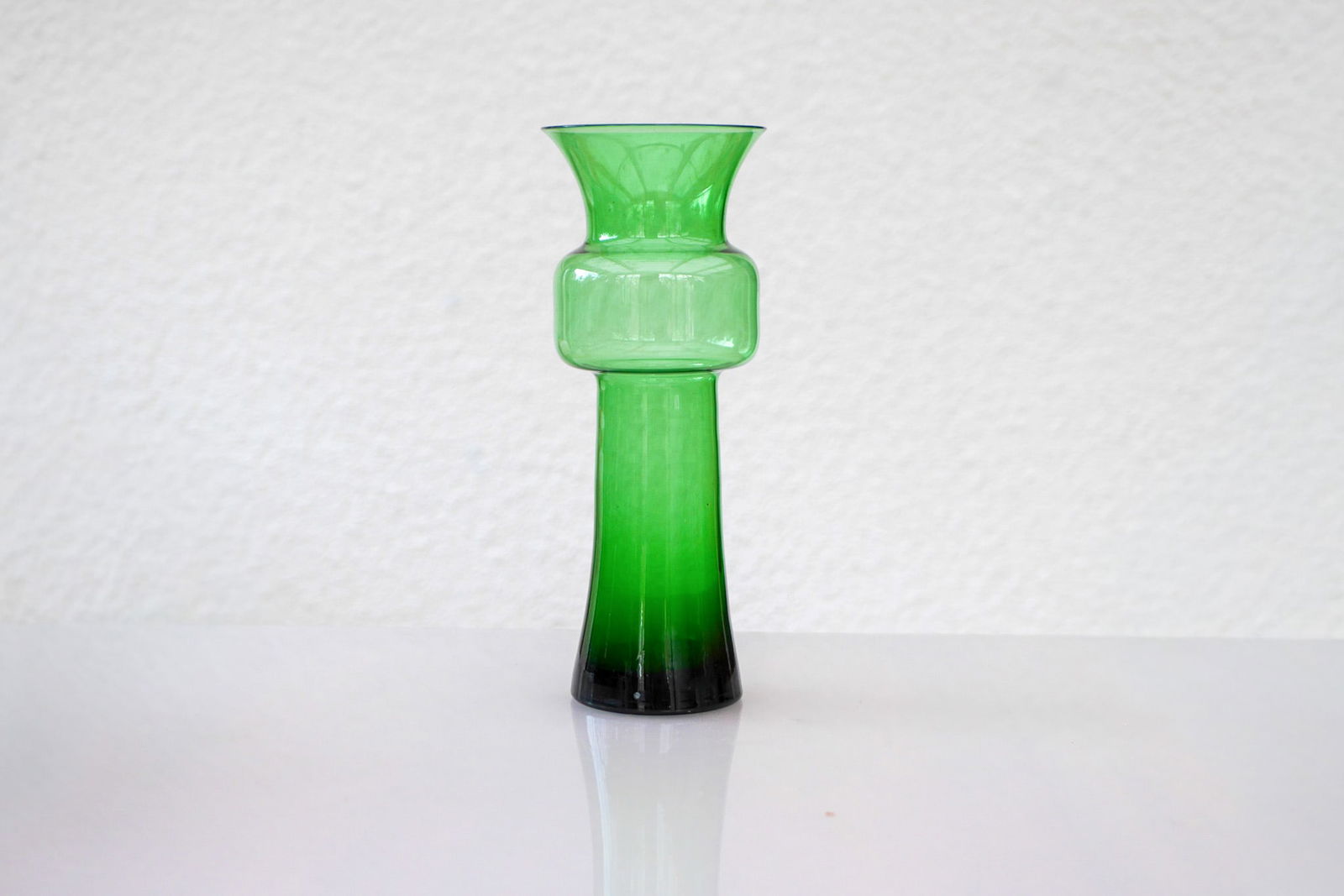 Large Green Tang-Li Vase by Morales Schildt for Kosta - 13
