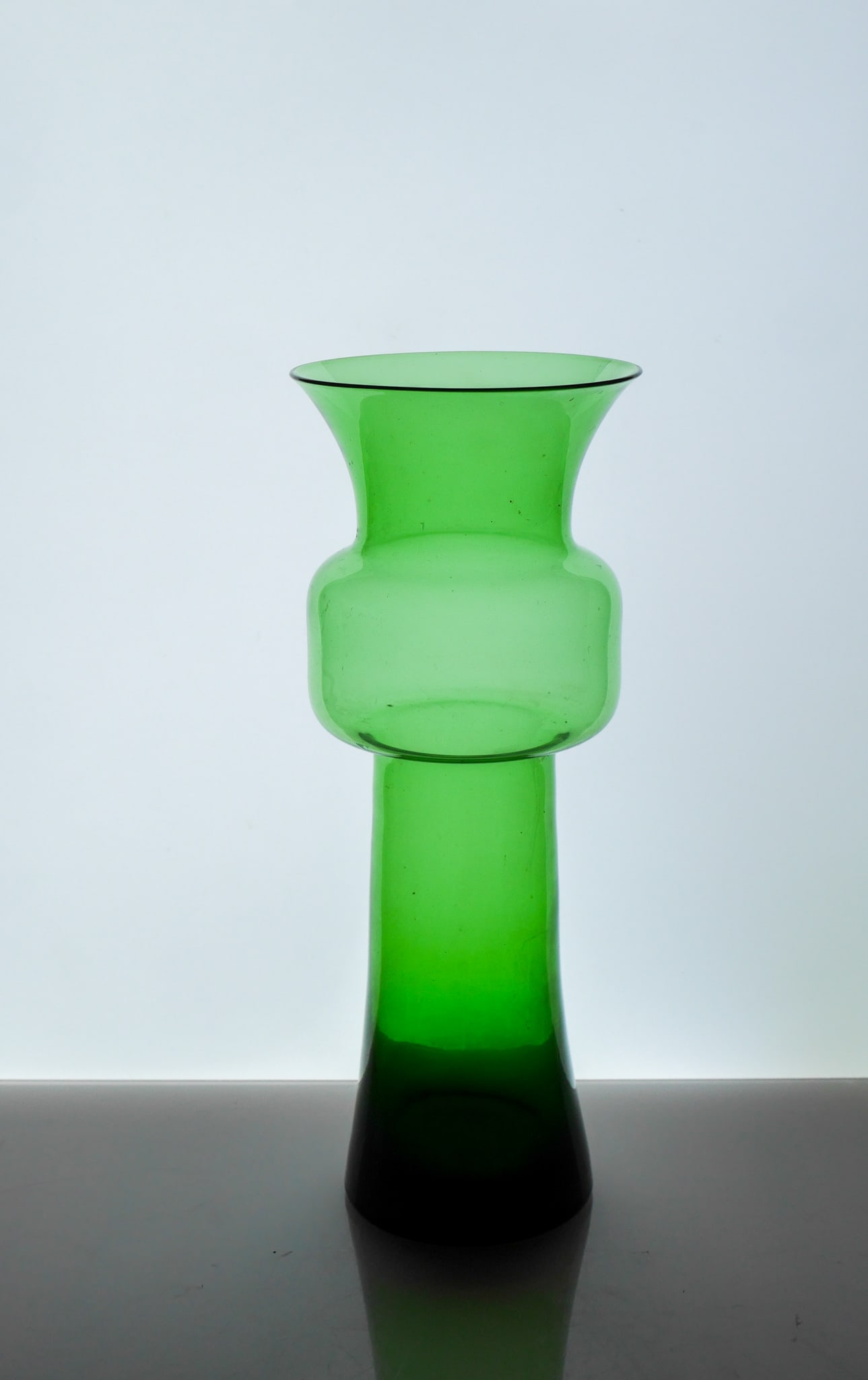 Large Green Tang-Li Vase by Morales Schildt for Kosta - 7