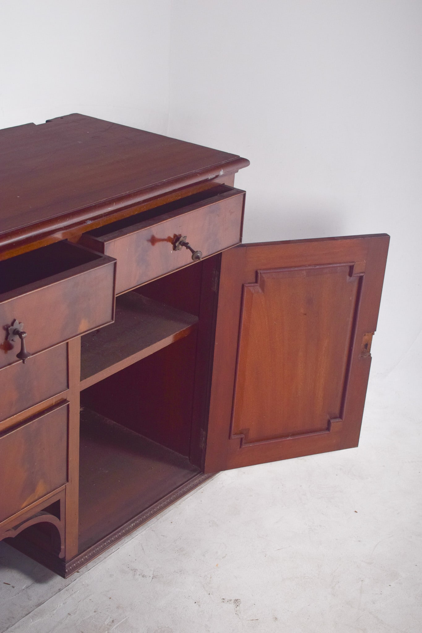 Antique Sideboard with Two Doors and Five Drawers - 5