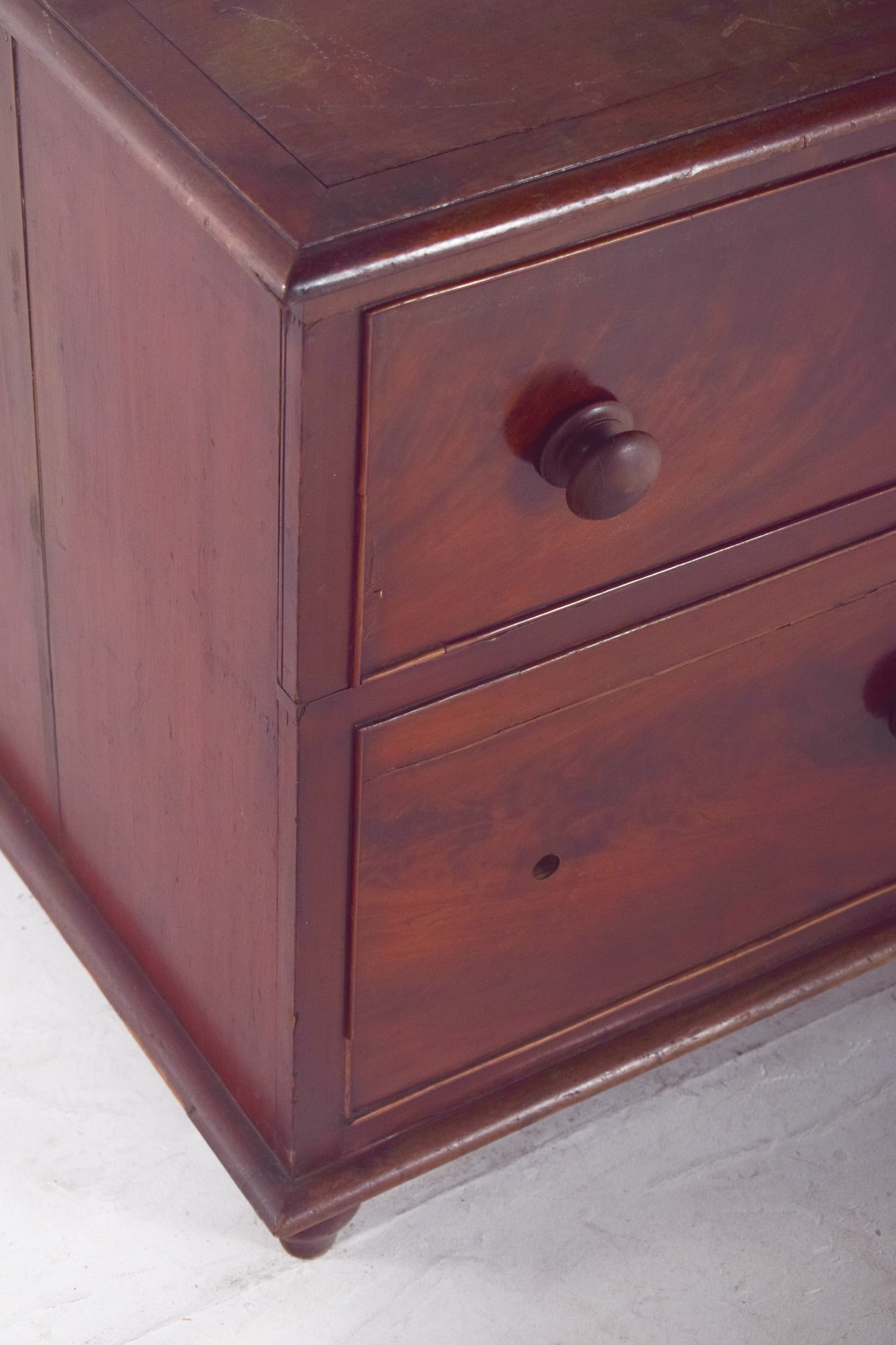 English Wooden Chest, 1920s - 5