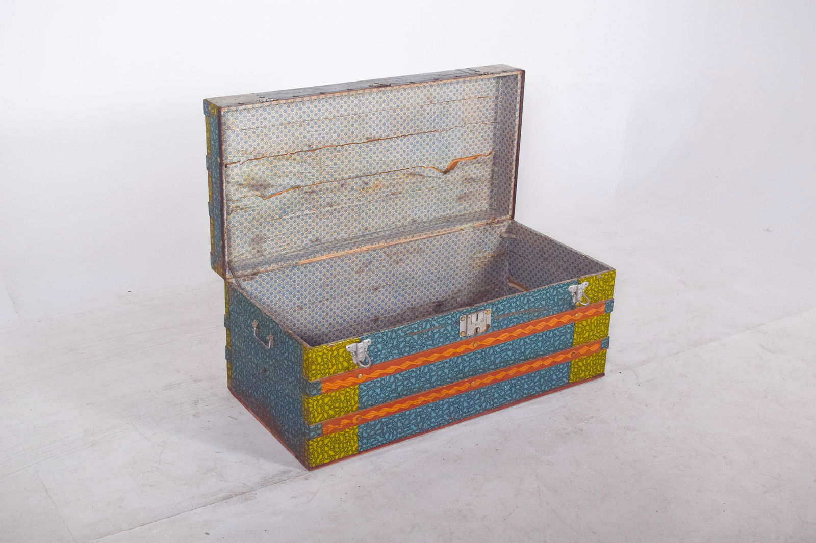 Vintage Portuguese Chest, 1950s - 7