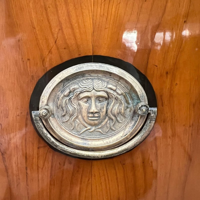 Roll-Top Desk in Cherry Veneer and Brass, 1820 - 12