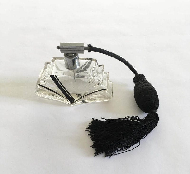 Glass Perfume Sprayer with Black Silk Air Pump, 1930 - 7