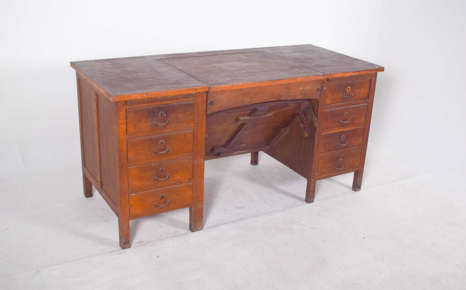 Mid-Century Portuguese Desk with Tilting Top, 1950s - 9