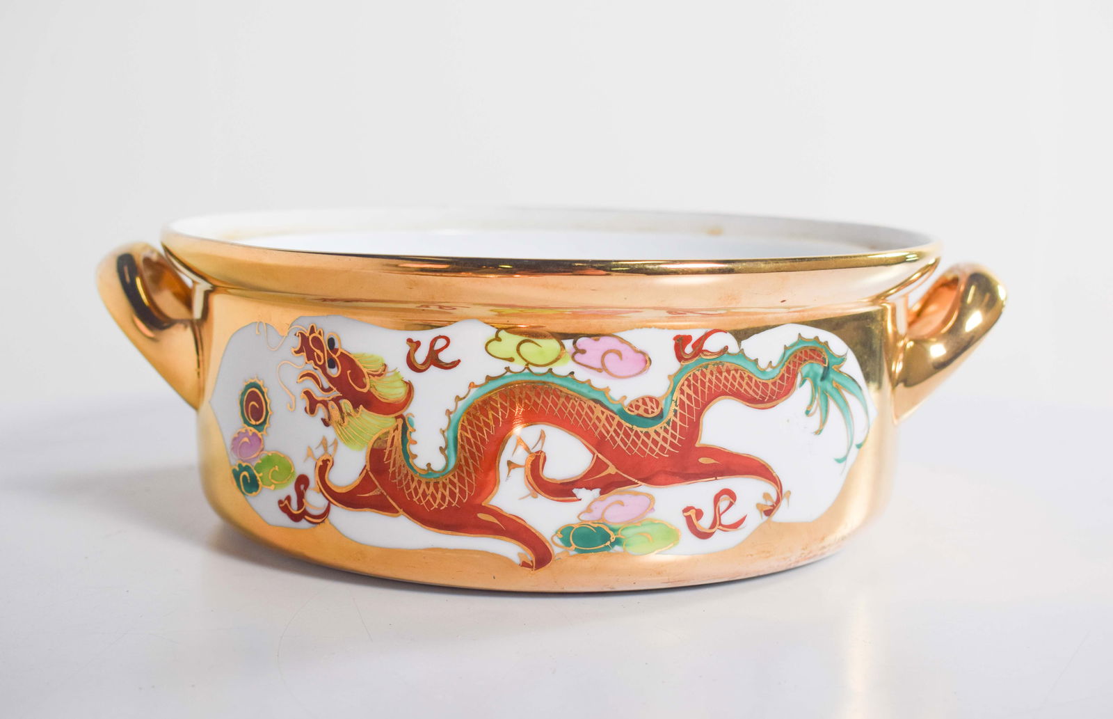 Chinese Porcelain Pot with Two Handles, 1920 - 8