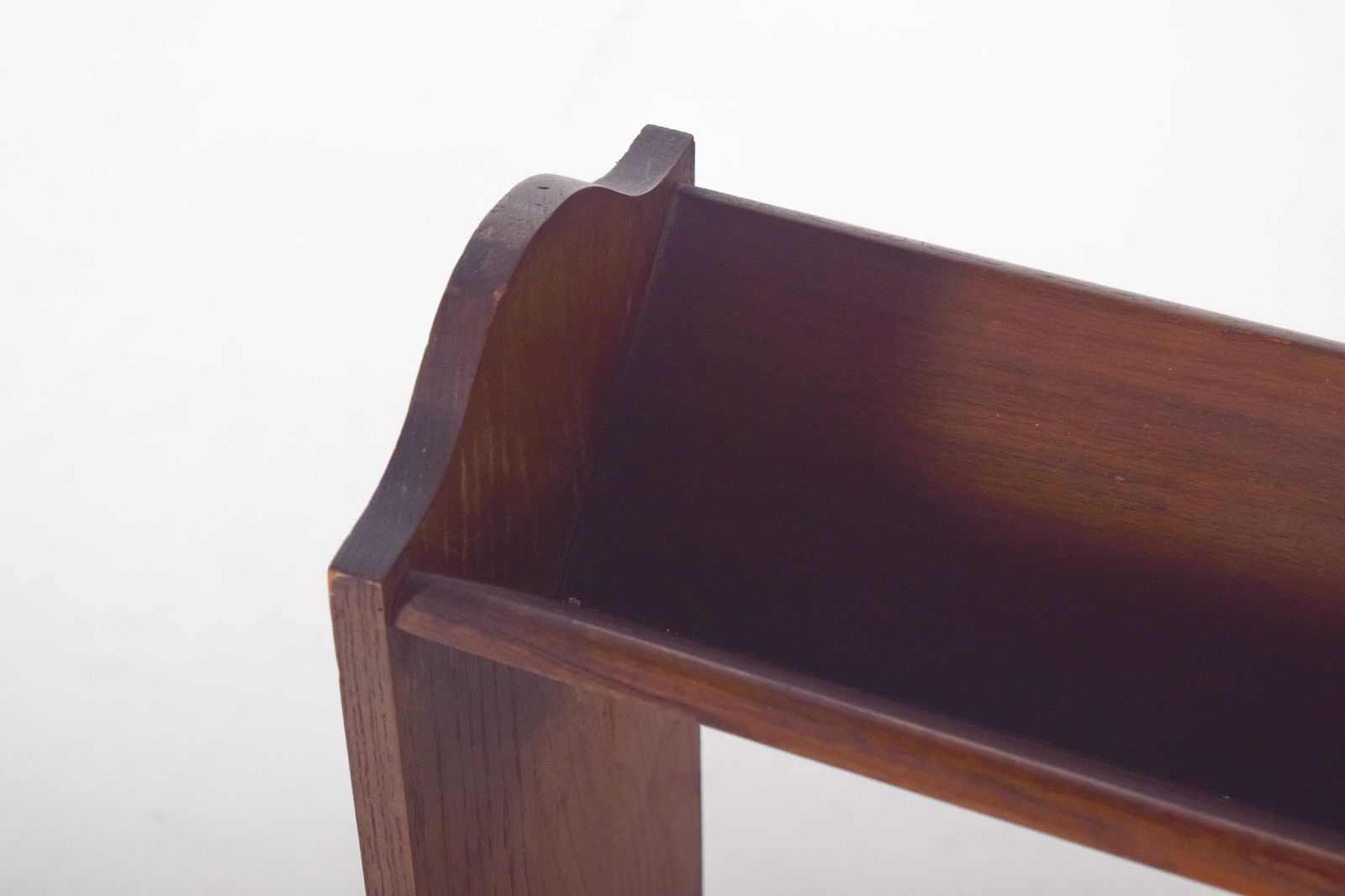 Portuguese Oak Magazine Rack, 1950s - 5