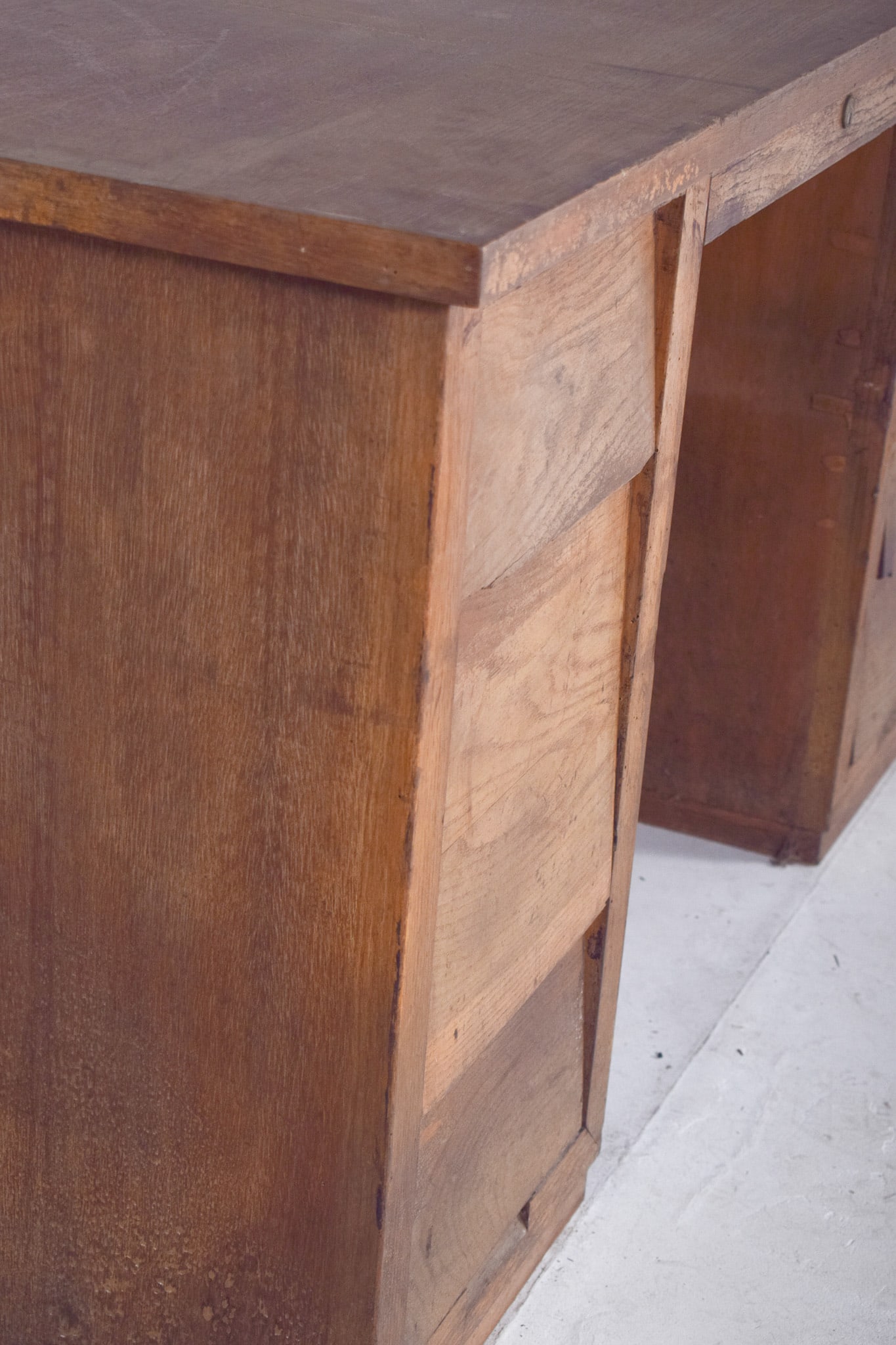 Portuguese Desk in Oak, 1950s - 12
