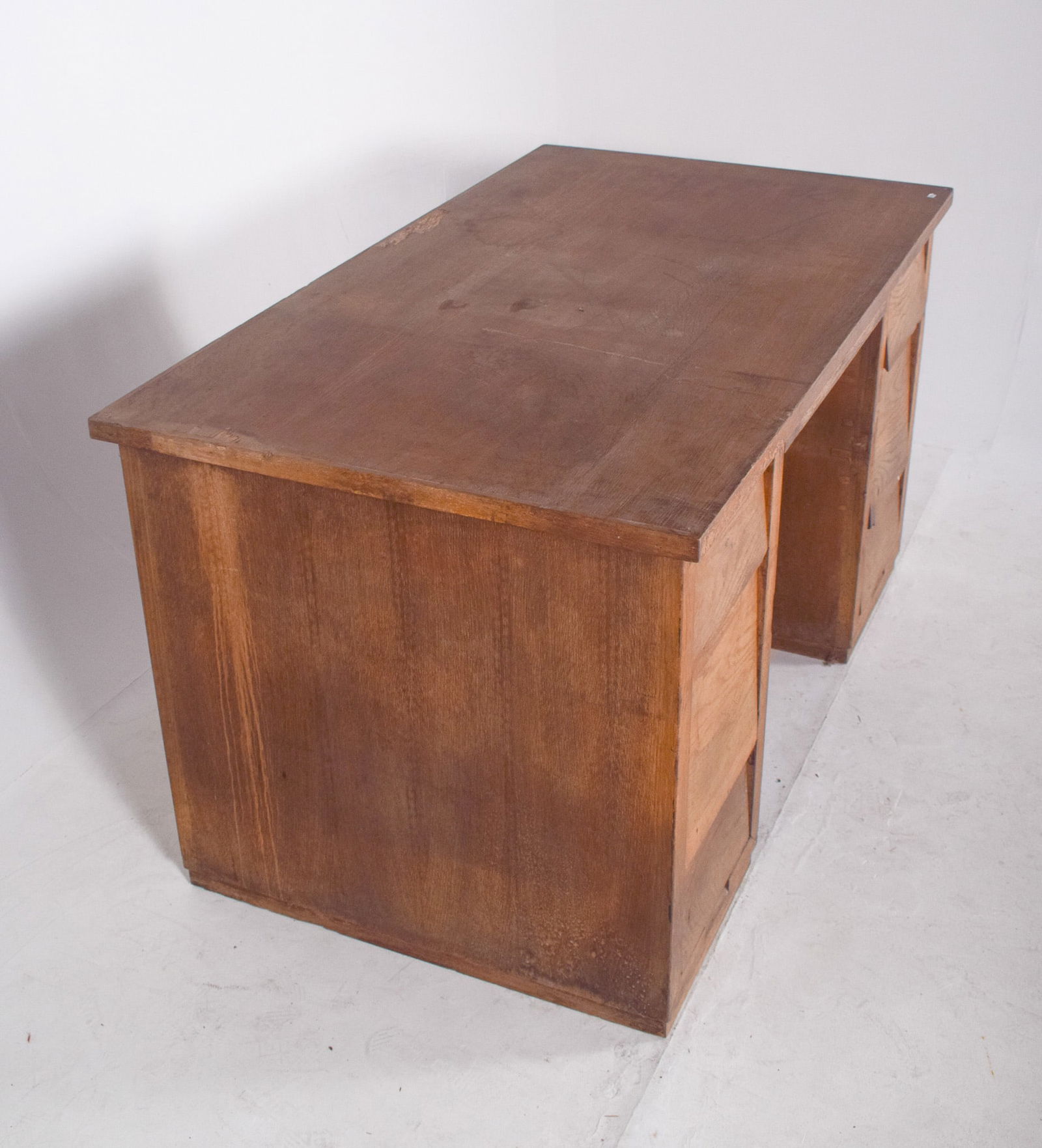 Portuguese Desk in Oak, 1950s - 13