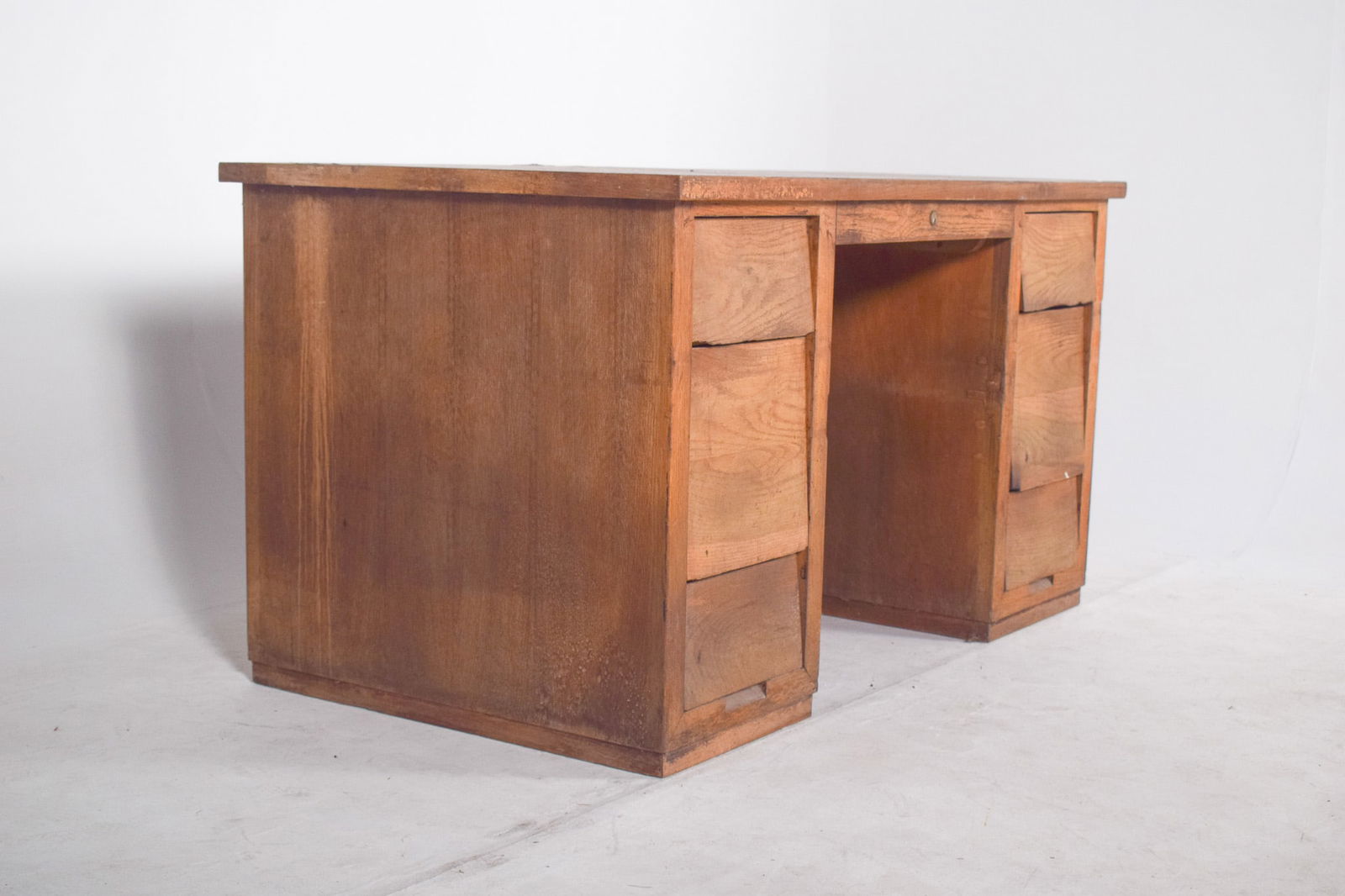 Portuguese Desk in Oak, 1950s - 3