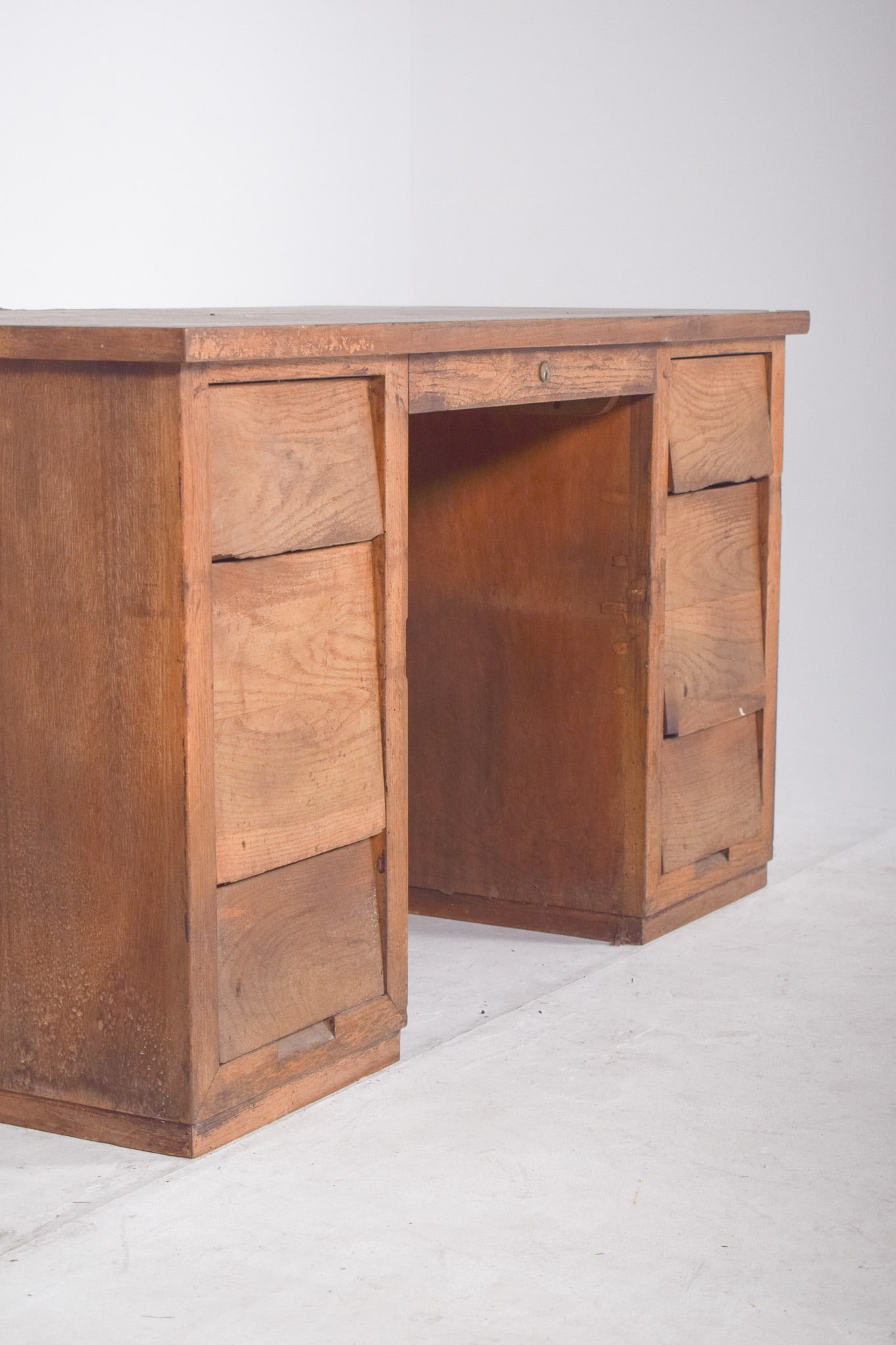 Portuguese Desk in Oak, 1950s - 8