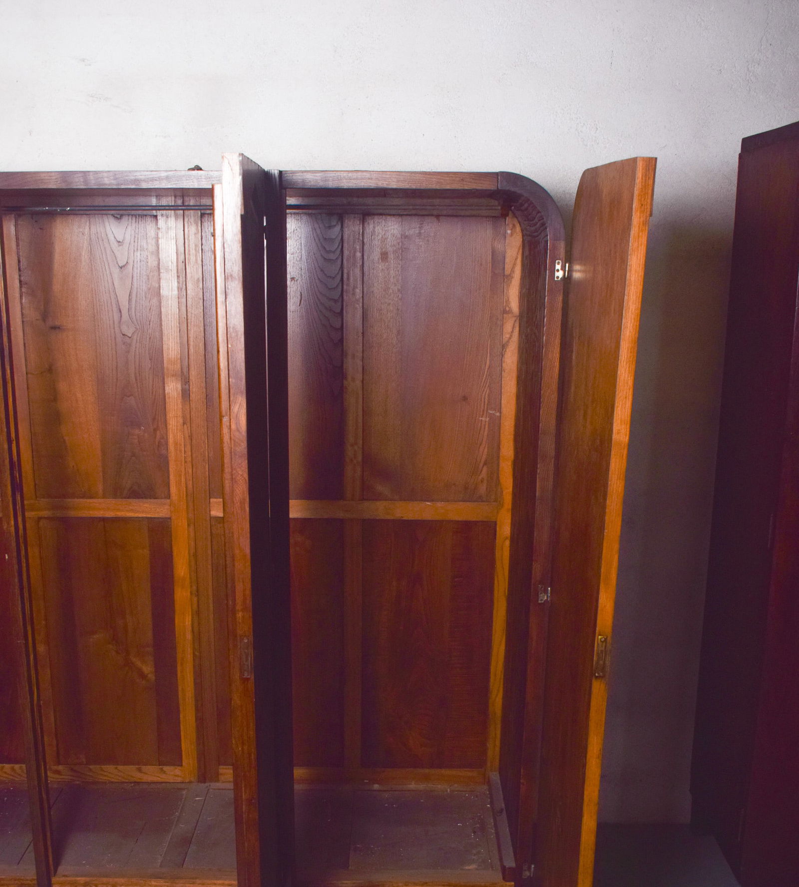 Vintage Art Deco Three-Door Wardrobe in Walnut, 1930 - 6