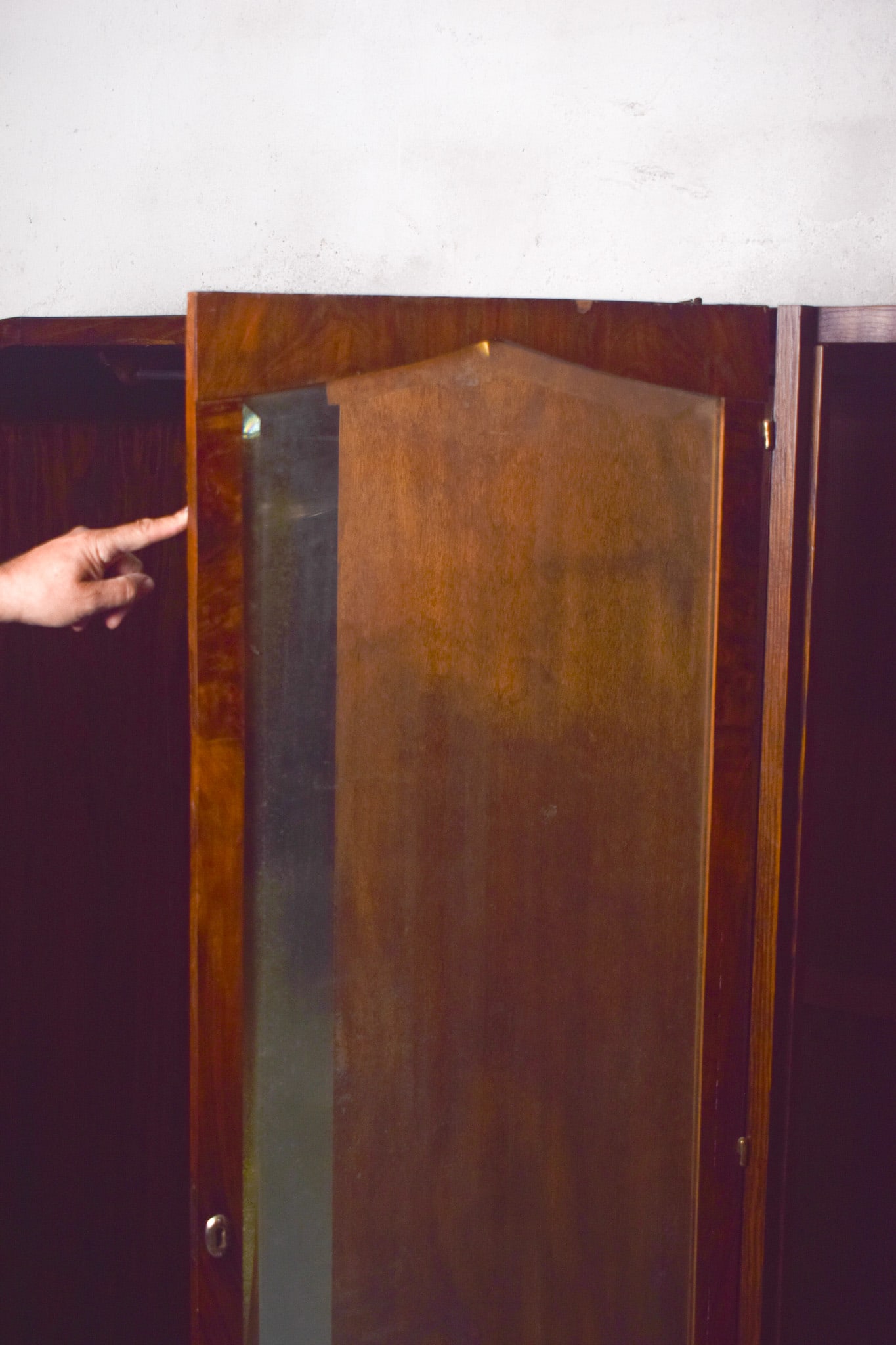 Vintage Art Deco Three-Door Wardrobe in Walnut, 1930 - 7