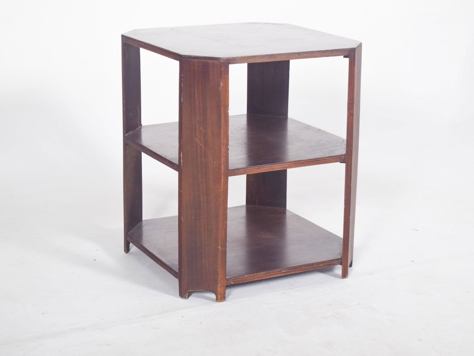 Art Deco Side Table in Walnut, 1920s - 3