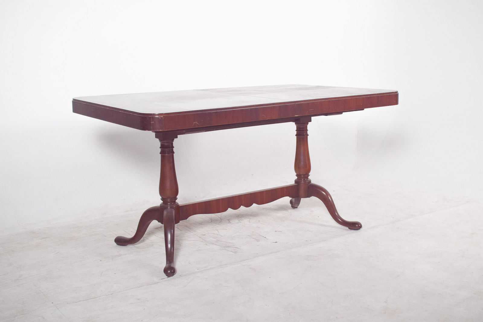 English Extendable Dining Table in Walnut, 1900 - 3