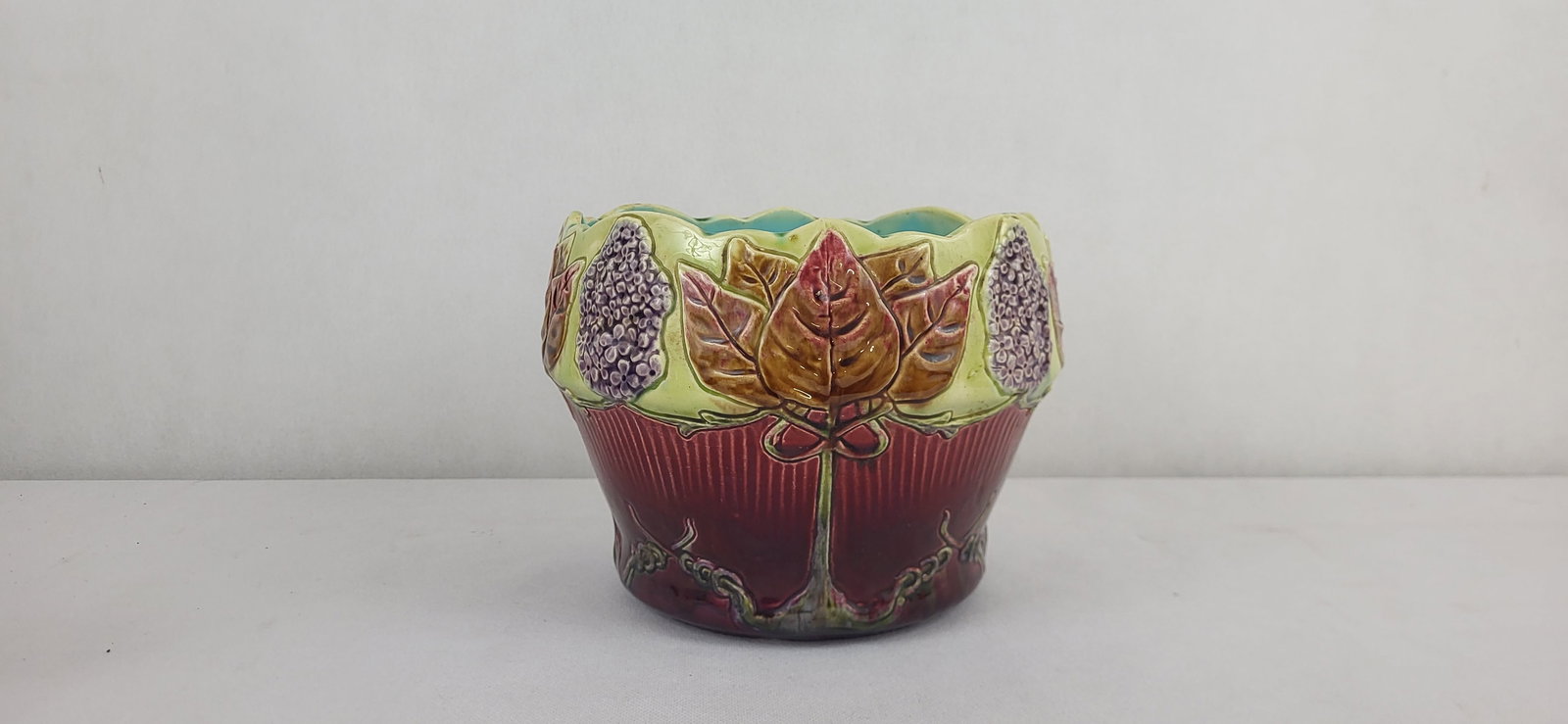 Art Nouveau Slip Planter, 1890s - 3