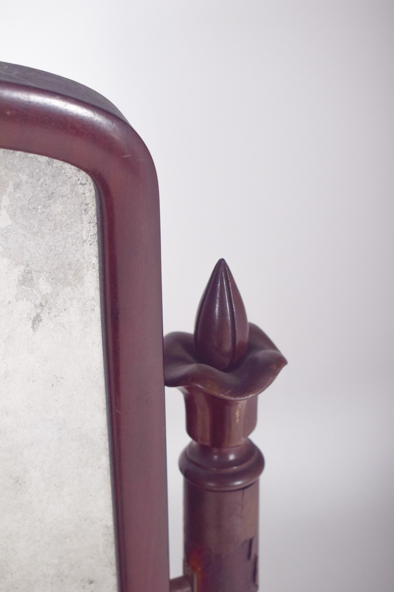 English Dressing Table Mirror with Turnings - 9