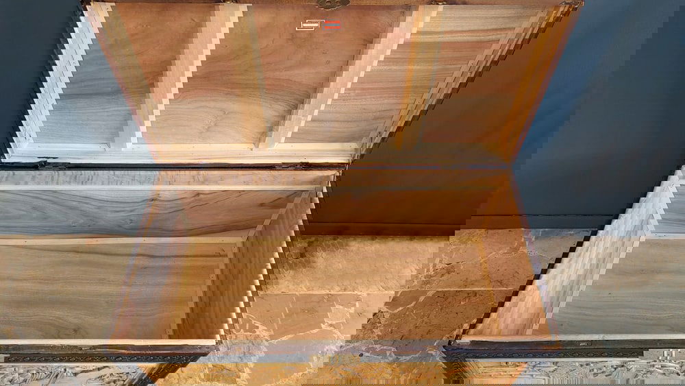 Chinese Inlaid Wooden Case Trunk, 1960s - 10