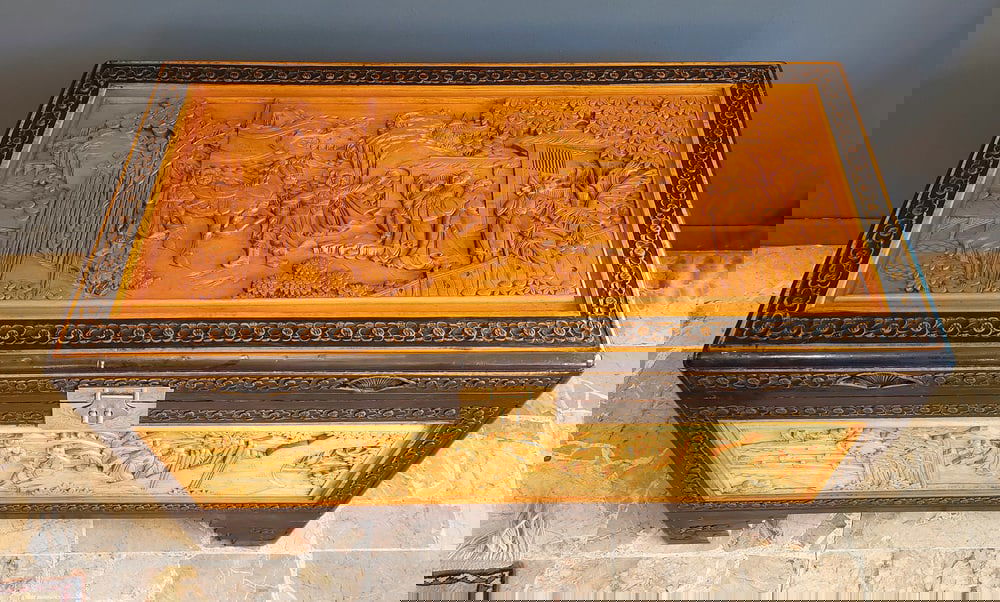 Chinese Inlaid Wooden Case Trunk, 1960s - 3