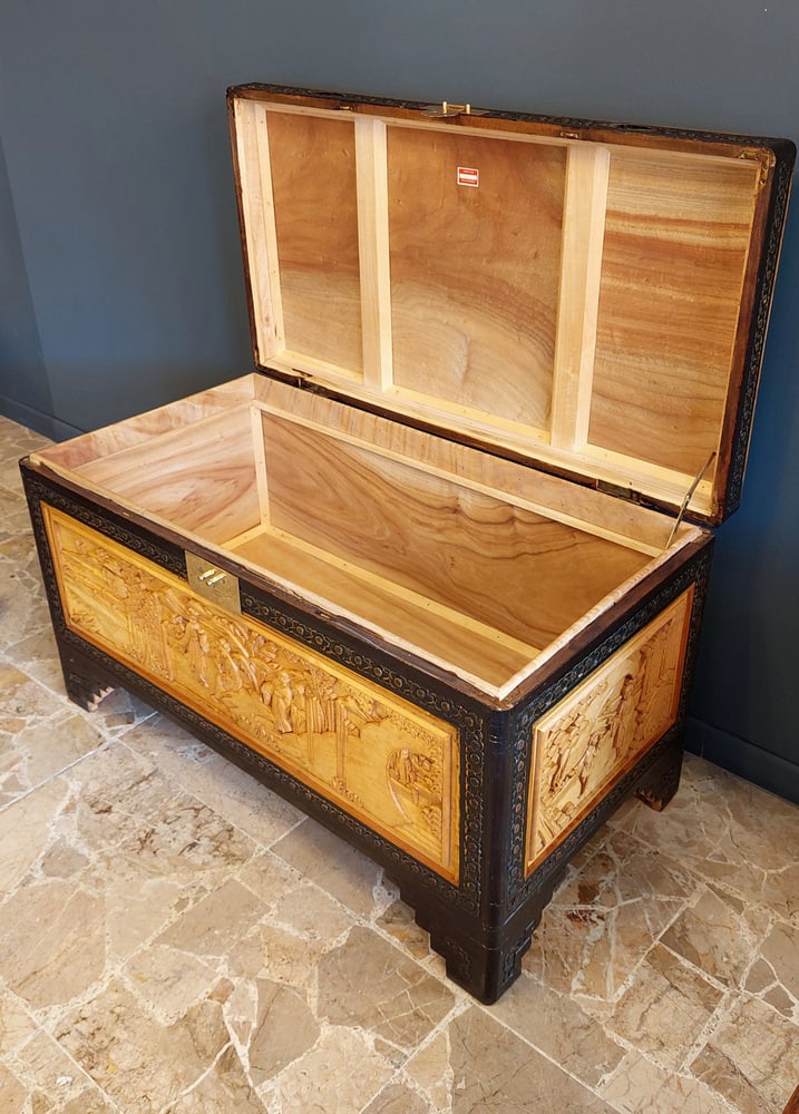 Chinese Inlaid Wooden Case Trunk, 1960s - 8