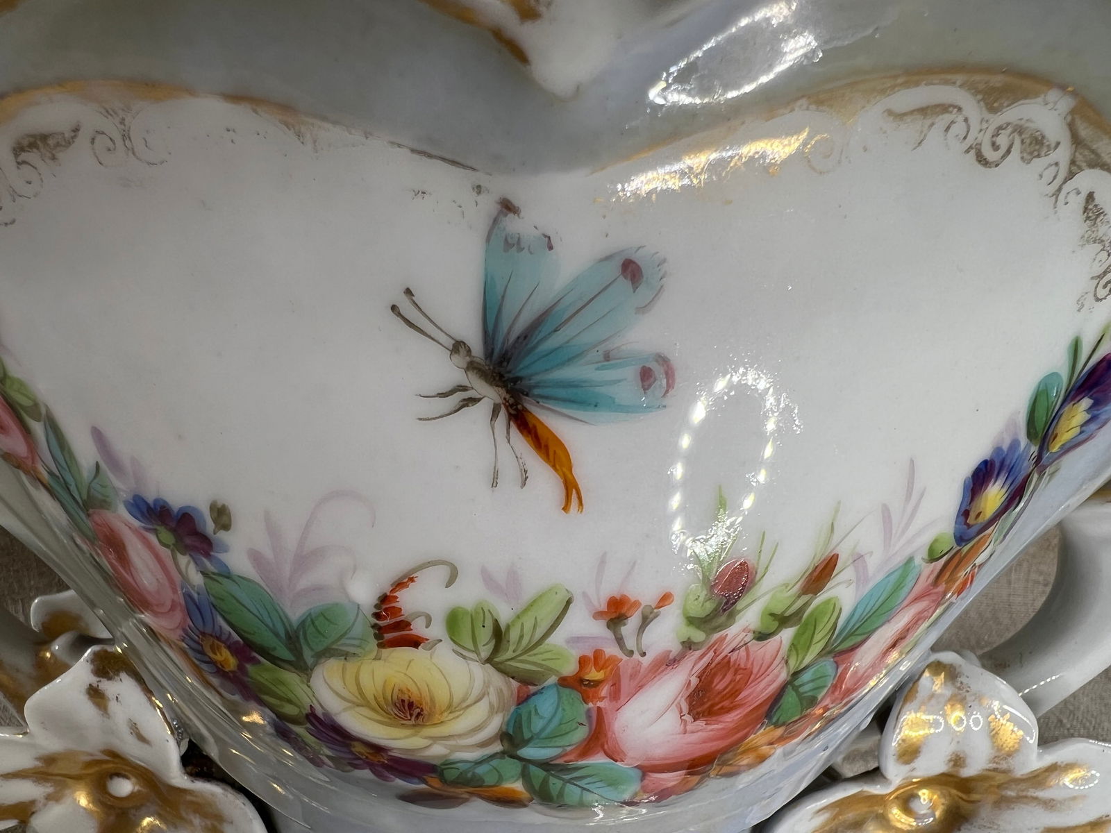 Large Antique Slip Groom Vase - 6