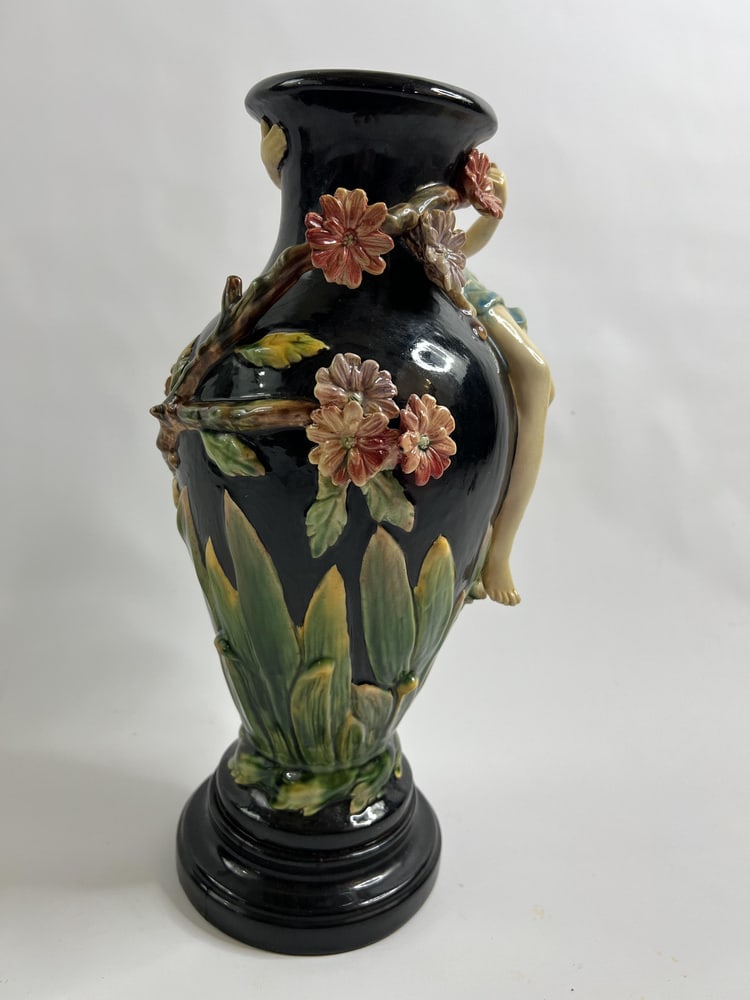 Barbotine Vase with Female Figure from GL Lorraine - 6