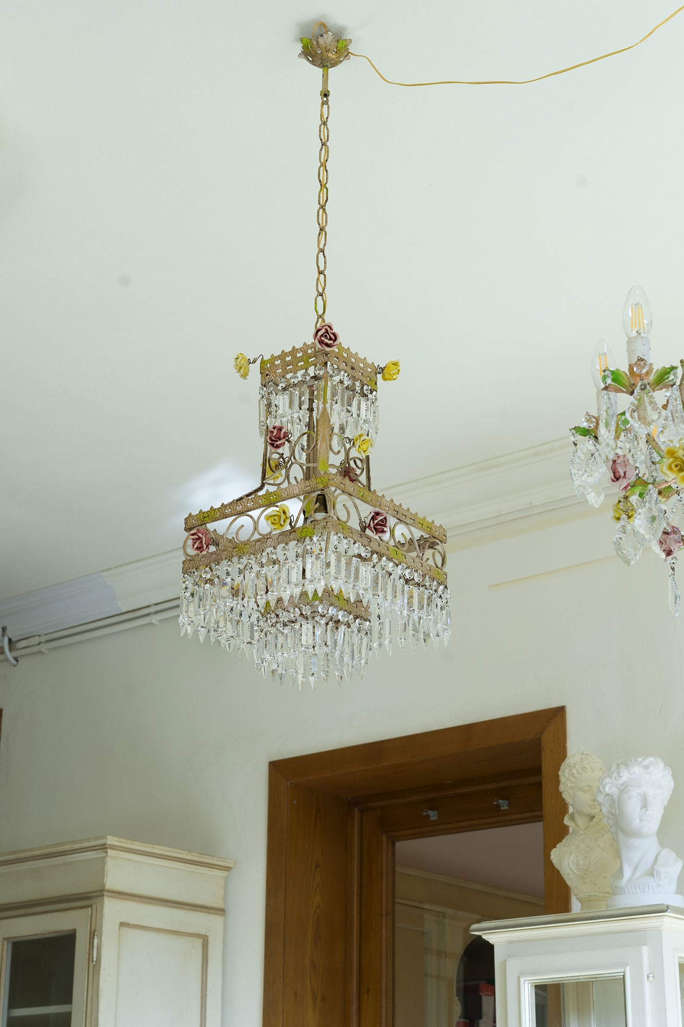 Empire Italian Chandelier with Porcelain Flowers, 1950s - 10