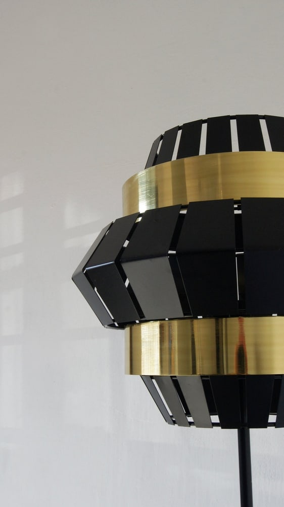 Comb Floor Lamp from Utu Soulful Lighting, 1990s - 3