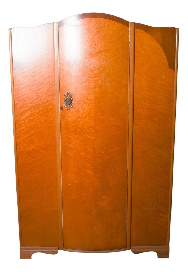 Small Art Deco English Wardrobe in Light Wood, 1930: This refined English Art Deco wardrobe, slightly smaller in scale than standard pieces, exemplifies the elegance and sophistication of the period. Crafted in light-colored wood, it features a large