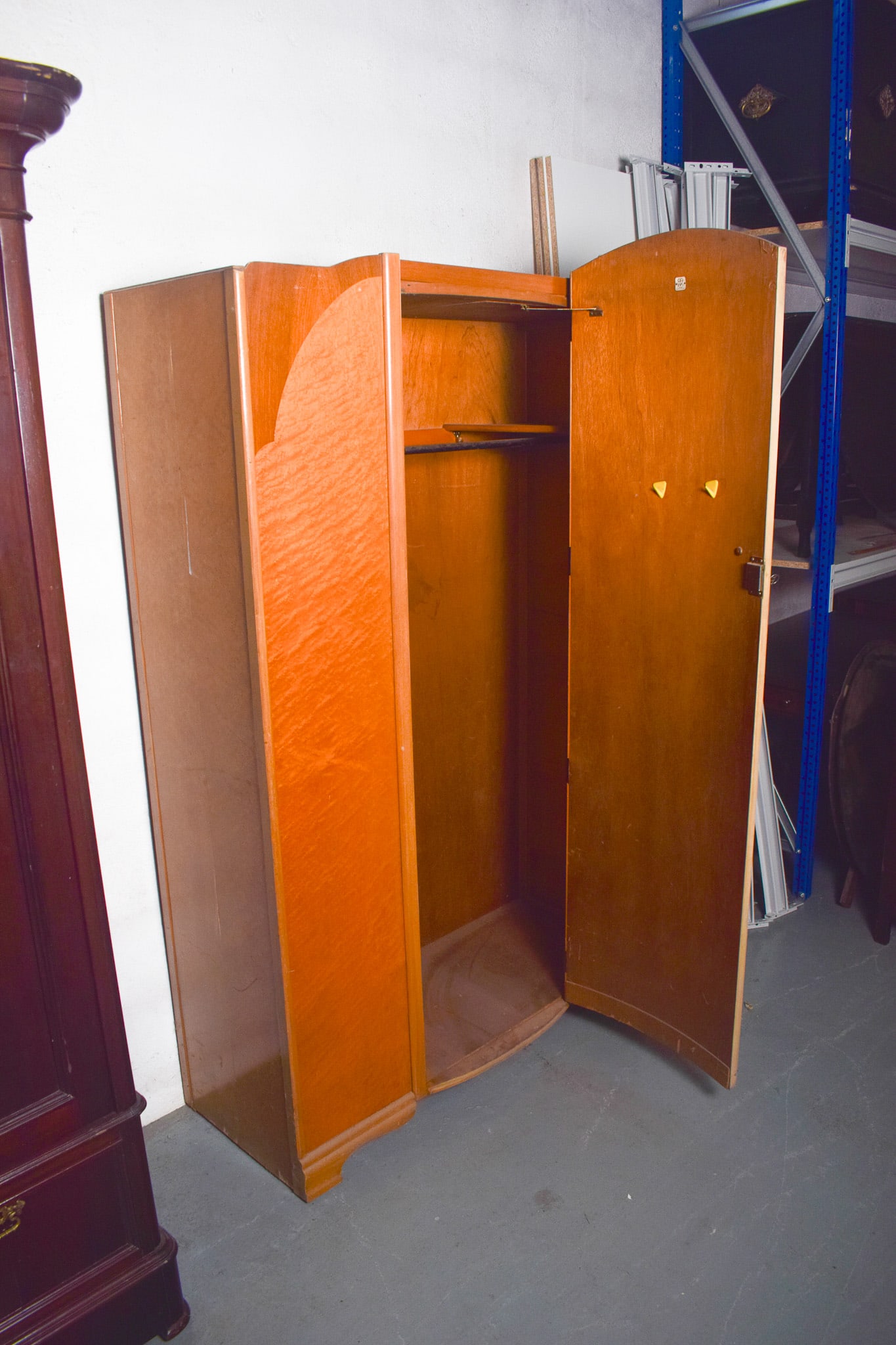 Small Art Deco English Wardrobe in Light Wood, 1930 - 6