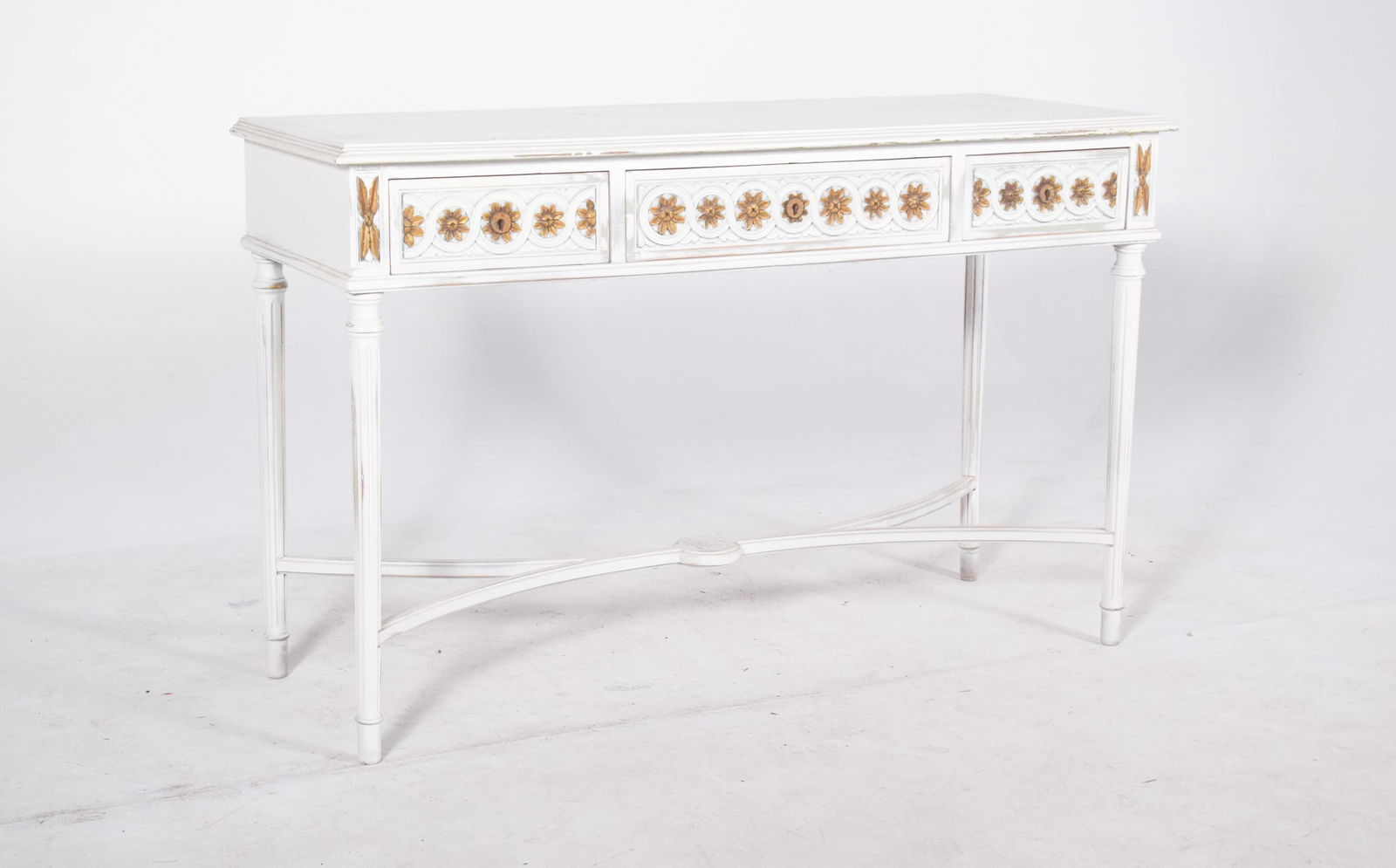 Portuguese White Painted Console with Gilding, 1890s - 2