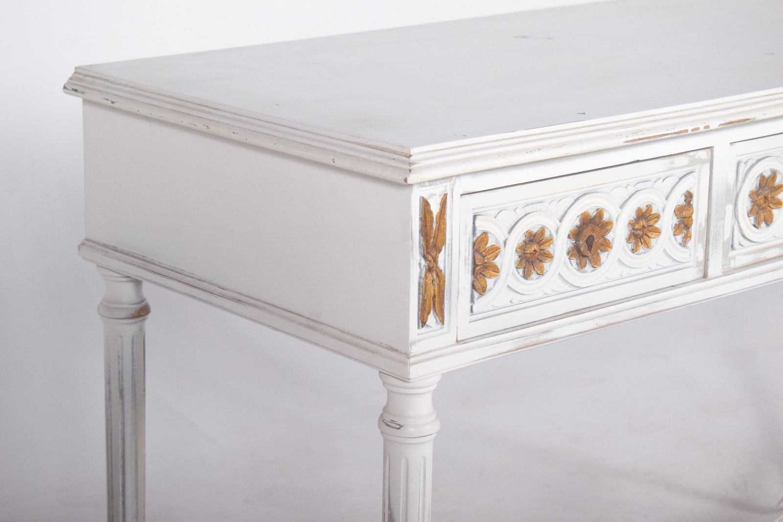 Portuguese White Painted Console with Gilding, 1890s - 5