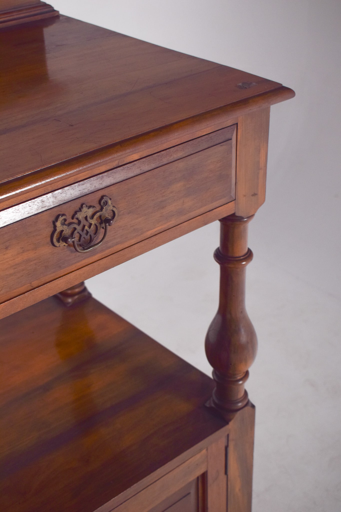 English Dumbwaiter with Tall Back - 8