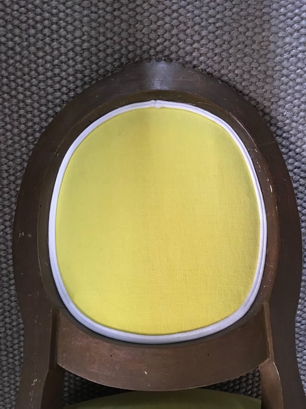 French Provincial Wooden Chairs in Linen, Set of 2 - 10