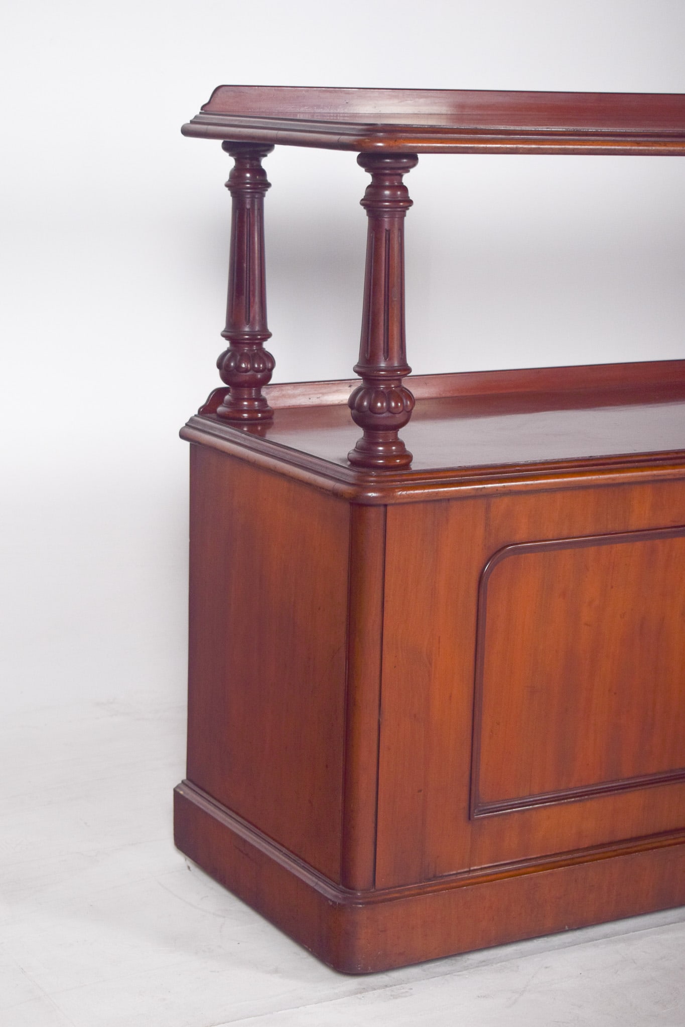 Antique English Dumbwaiter with Turned Columns - 2