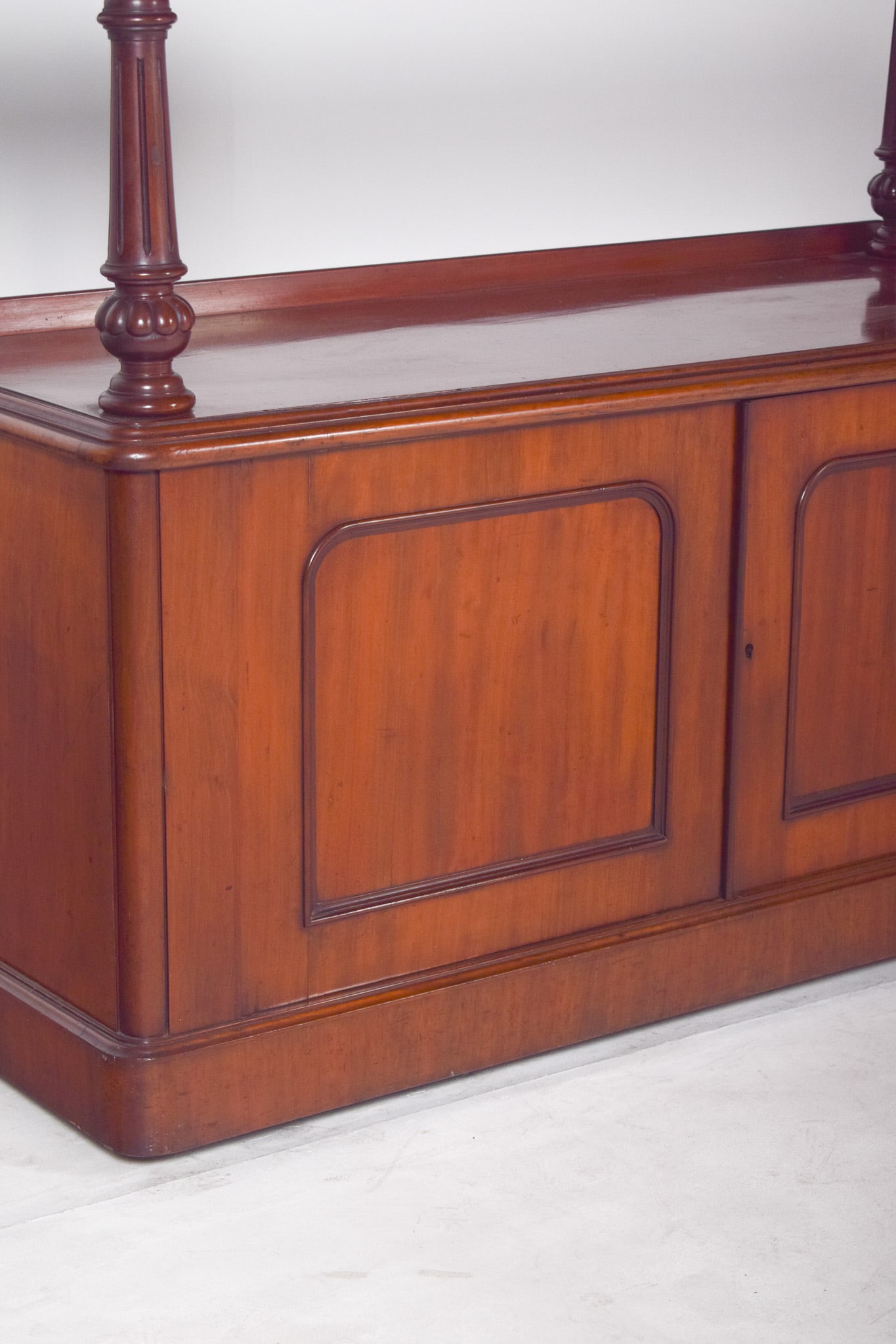 Antique English Dumbwaiter with Turned Columns - 9